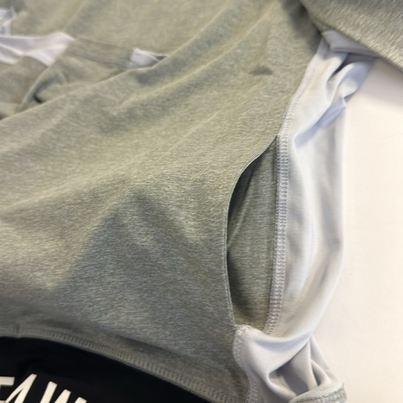 Rockets Of Awesome - Athletic shirt. NWT - Picture 7 of 8